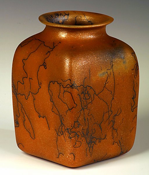 Square vase with horse hair design